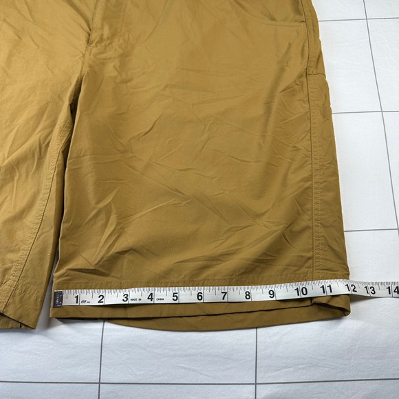 Marmot Shorts Mens 40 Tan Brown Zip Cargo Pocket Hiking Outdoor Trail Trek Walk - Picture 11 of 11